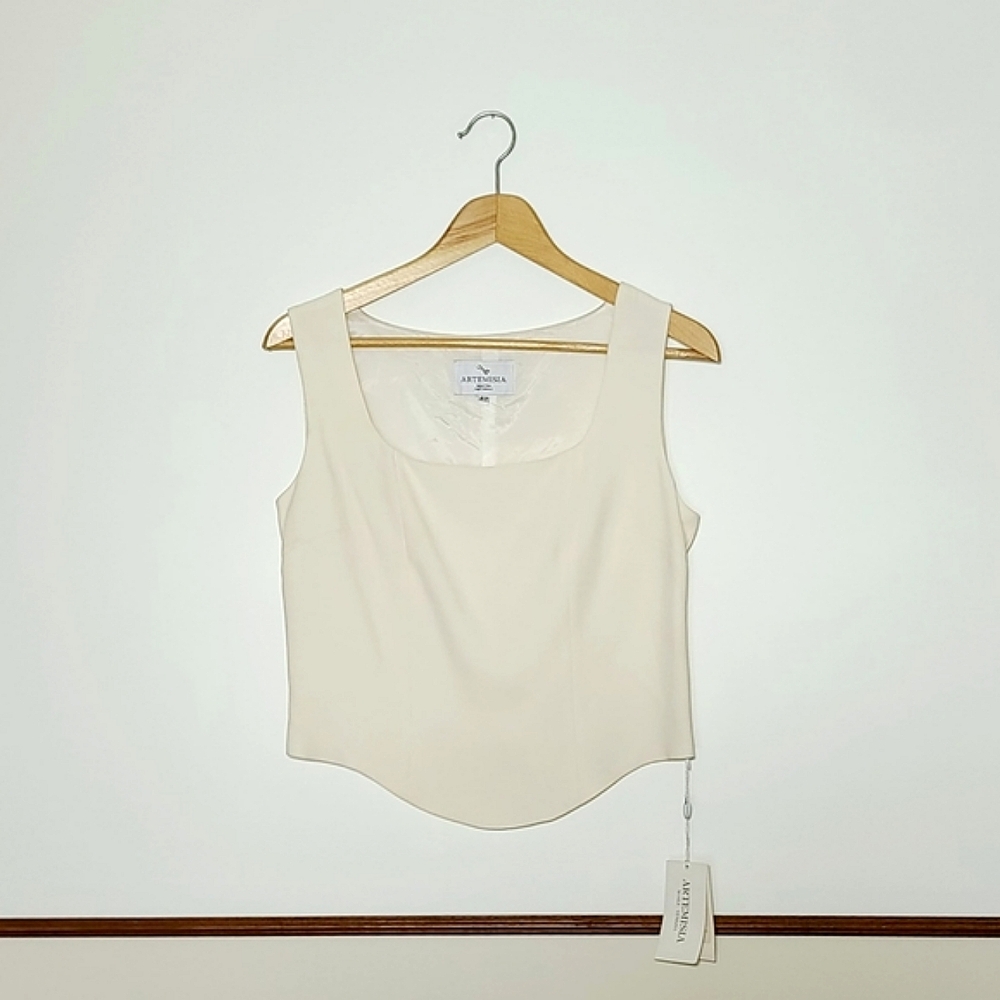 Artemisia; Sleeveless Blouse Top